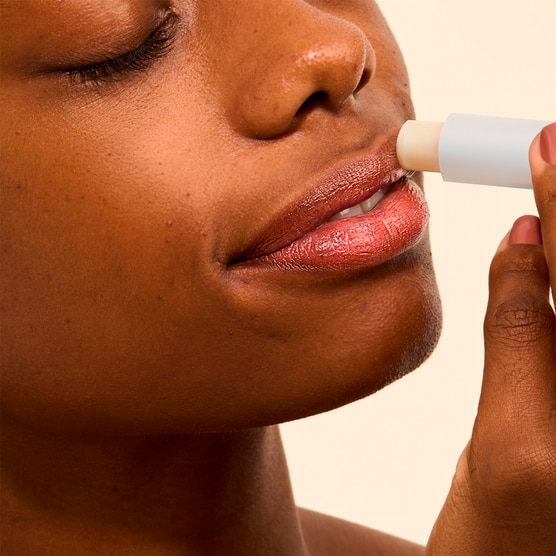 CARE       LIPBALM       LIPS 4G